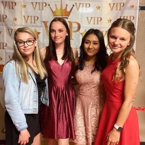 Meet your Posher, Brooke